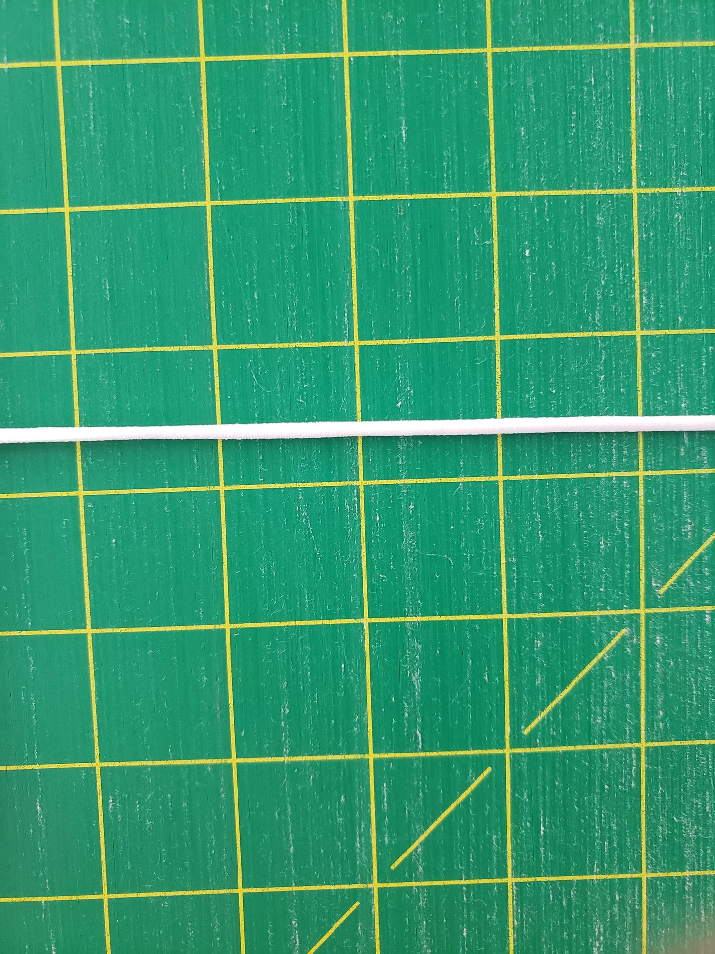 Elastic - White 1/8" Soft Round