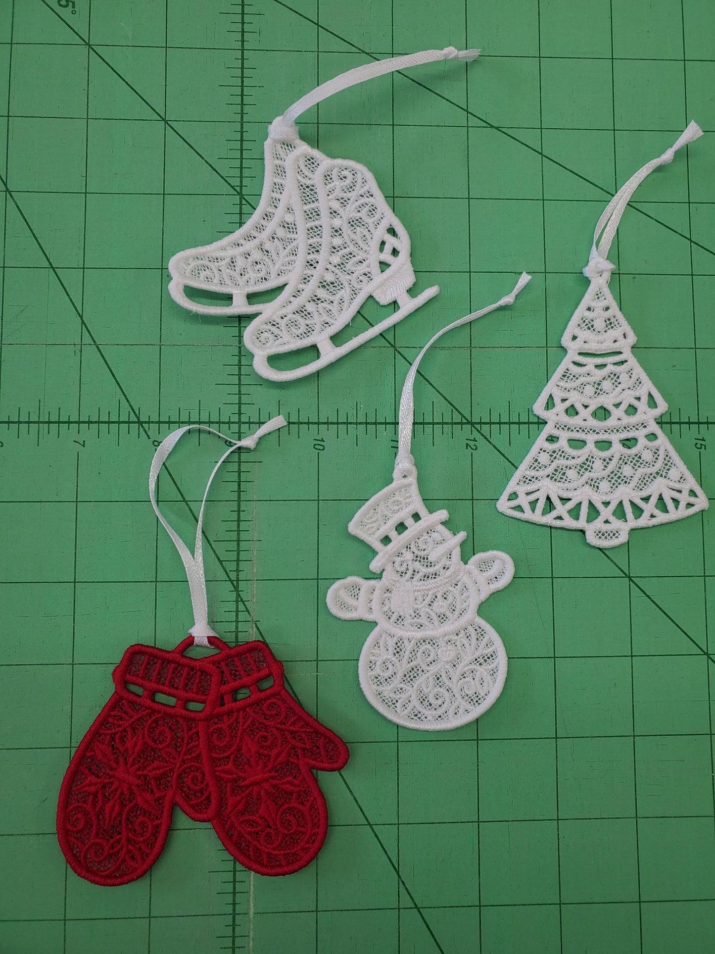 Create Lace with Machine Embroidery
